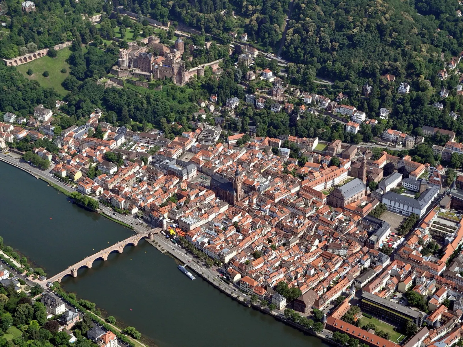 Heidelberger Altstadt vom Philosophenweg aus gesehen