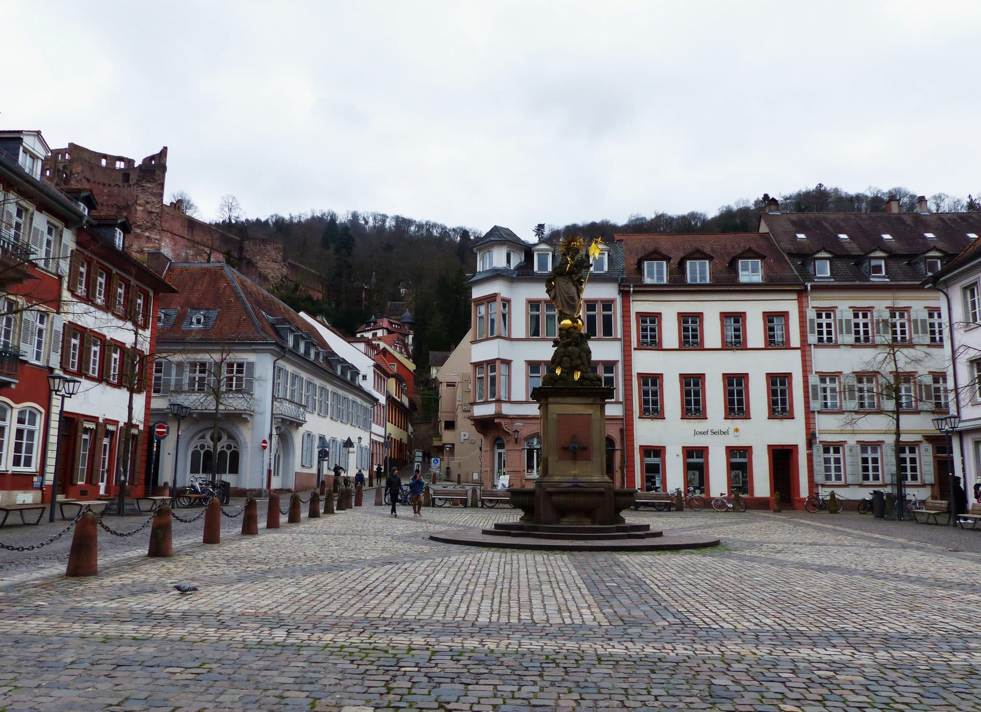 Kornmarkt Platz Heidelberg Altstadt Atmosphäre