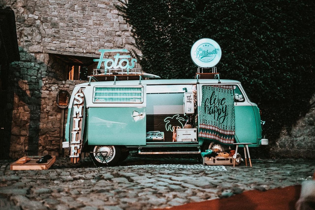 Personalisierter Fotostreifen vom Photobus mit individuellen Designs