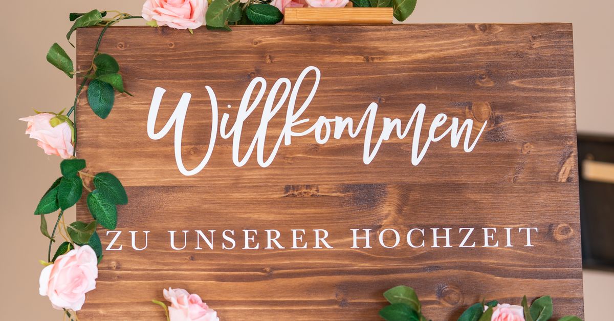 Platzkarten zur Hochzeit: So findet jeder Gast seinen Platz, stilvoll und entspannt